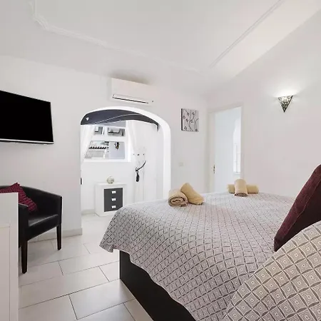 Exceptional 3 Bed Malpas Sleeps 6 H Pool * سان ميغيل ذي أبونا